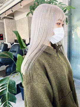 タイドヘアー 高槻店(TIDE HAIR) ホワイト