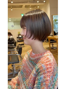 ホヌン 茅ヶ崎(Honnun) パツンと小顔の丸みショートボブ/茅ヶ崎