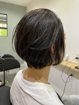 リムヘア(Rym hair) センターパート大人可愛いショート