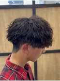 刈り上げツーブロックツイストスパイラルパーマメンズマッシュ