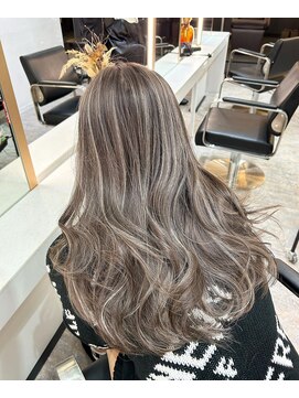 ブレンド 渋谷(BLend) ハイライトブルージュマチルダボブインナーグレージュ前髪