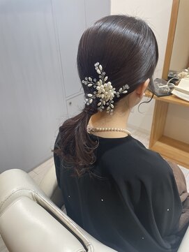 ヘアコレクション アンジュ(Hair collection Unge) 編み下ろしヘア