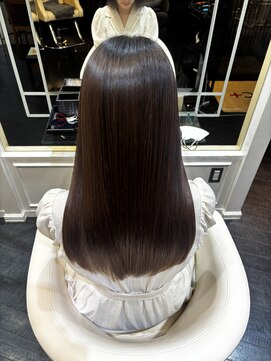 アーク(ARC+) 髪質改善ストレートロングヘア