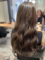 シーク(Seek)&nbsp;透明感カラー×白髪ぼかしハイライト