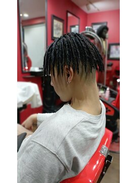 ファンキーボンバー(FUNKY BOMBER) ツイストドレッドパーマ【ツーブロミディアム】
