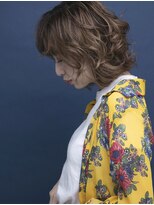 シャンプー 本店(SHAMPOO)&nbsp;絶妙なウエイトバランスとハネ感で今時のボブに