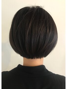 ヴェイン(VEIN) 【VEIN】ショートヘア  黒髪ボブ ハンサム レトロボブ 大人