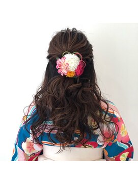 ミミ ヘアーサロン(Mimi) 卒業式スタイル