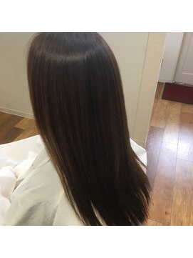 アミュレット(Amulette) 低アルカリ縮毛矯正　【アコガレート】