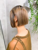 テトヘアー(teto hair) 切りっぱなしボブ、パツッとボブ、バレイヤージュ、ベージュ
