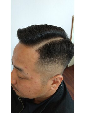 ヘアーサロン くらなみ フェードスタイル