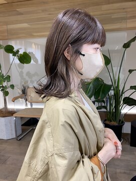 サーリー(SURLY) 【1ブリーチ】ベージュインナーカラー◎