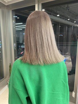 エイト 神戸三宮店(EIGHT) 【パツっと&ミルクティーベージュ】