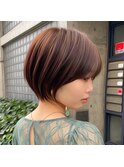 30代40代ひし形クビレ耳掛け束感小顔スウィングショート