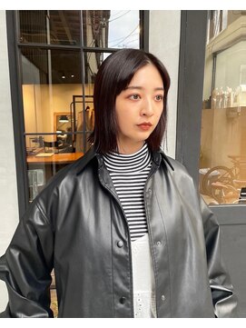 ポーズ(PAUSE) 切りっぱなしボブ×ボルドー