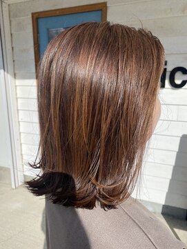 ブリック(Brick) 外はねナチュラルボブ