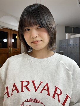 ニュイ(NUIT) ブリーチ無しダブルカラーミルクティーベージュカラーミニボブ