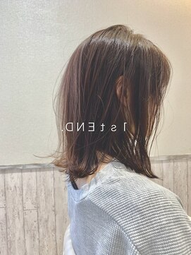 ファーストエンド 三ツ屋店(1st END.) 外はねミデイ