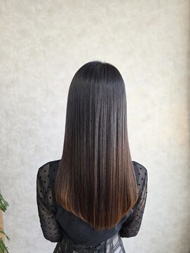 ルーミールーム(RoomieRoom) ダークグレージュ/髪質改善/ツヤ髪ロング/透明感/美シルエット