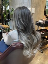 ロダット 横浜(LODAT by little)&nbsp;ホワイトグレージュ×バレイヤージュ【LODAT横浜】