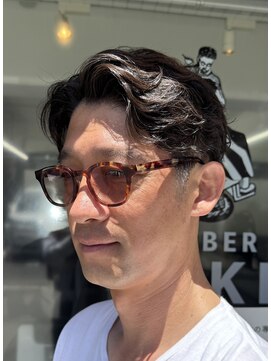 バーバーミキ(BARBER MIKI) ナチュラルかき上げスタイル