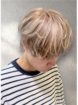 トレドエイト バイ ヘッドライト 横浜店(toledo8 by HEADLIGHT) メンズハイトーン　ブリーチ　ミルクティーベージュ　横浜