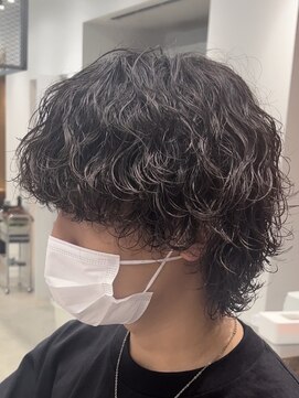 フィフス トウキョウ (fifth TOKYO) 渋谷波巻きスパイラルパーマメンズカットシャドウマッシュウルフ