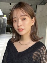 ガーデンヨコハマ(GARDEN YOKOHAMA)&nbsp;ミディアムレイヤーカット　ダークアッシュ　外ハネ大人ガーリー