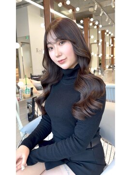 ロール 博多(Role) ブラウンカラー/レイヤーカット/透明感カラー