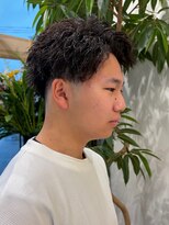 ウシワカマル ミライ(USHIWAKAMARU MIRAI) 【垢抜けたいなら、この髪型】ツイストスパイラルパーマ