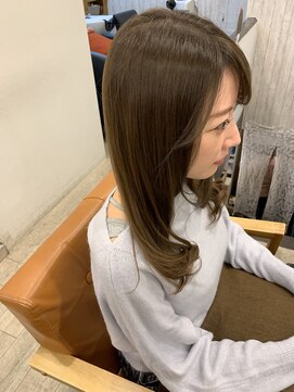 ディーカラー D-COLOR 艶髪ロンググレージュヘア