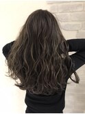 グレージュハイライト