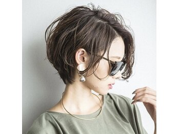 全席半個室 美容室 B7【ビーセブン】