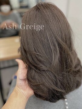 フォンズ(FONS) 流れる顔まわり 横顔美人 韓国前髪 後れ毛レイヤーカット