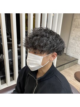 カイノ(KAINO) ツイスト　スパイラル　マッシュ　刈り上げ　ツーブロック