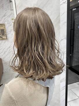 ティンク 札幌駅前店(Tink) くすみベージュ