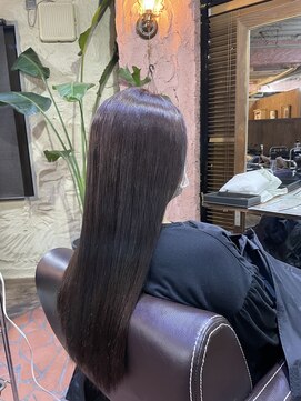 ロッソバイアルター 鎌取(ROSSO by aL-ter) 【レイヤーロング/黒髪/グレーベージュ】千葉香奈