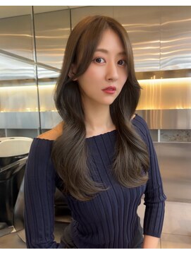 ノク(nok) プレミアムオリーブ_前髪アンブレラカラーこなれミディ