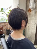 ヴィップルーム(viproom) マッシュショート/アッシュカラー/シースルバング/大人ボブ