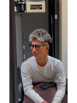 ホル(HOL) ツイストパーマ