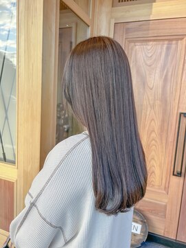 ジェロ(GELo) グレージュストレート