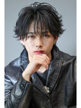 リップス 原宿(LIPPS) ツーブロックシースルーフェザーショート