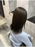 オリーブブラウン