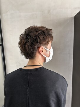 フェリア 松山(Feria) パーマスタイル 深田和也