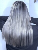 ブレイズヘアー(BLAZEhair)&nbsp;【立体感カラー】ホワイトバレイヤージュ×ブリーチ２回