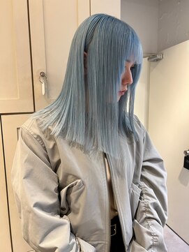 イオ(IO) ロングペールブルー