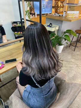 セレーネ ヘアー(Selene hair) インナーカラー☆