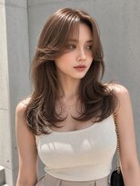Vanir美容室【11/1NEW OPEN（予定）】&nbsp;トレンド満載◇バタフライ×ハッシュMIXの小顔レイヤー