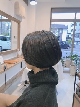 アトリエエミリィ(atelier emmi-RE) 重めショートボブ