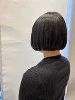 ネオリーブギンザ 銀座店(Neolive GINZA)&nbsp;ブルーブラック　ぱっつんミニボブ